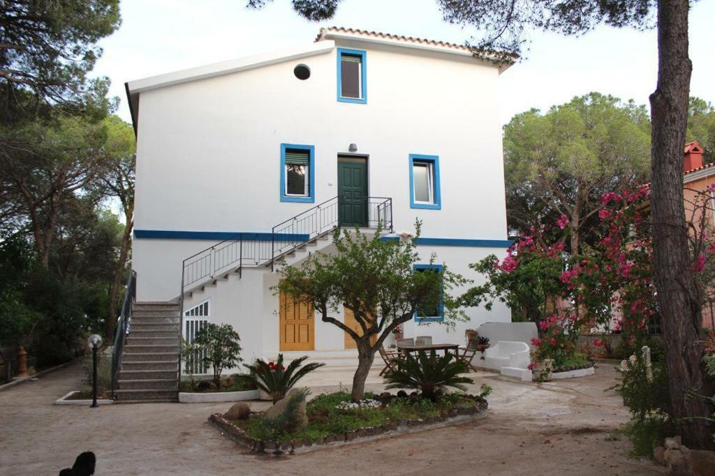 Villa B. Calaliberotto Cala Liberotto Kültér fotó